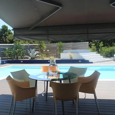 Di Aurelia 19 Personnes Piscine Jacuzzi Hammam וילה *