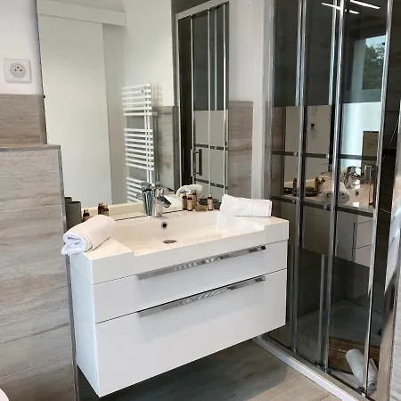 Di Aurelia 19 Personnes Piscine Jacuzzi Hammam וילה *
