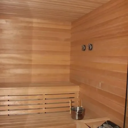 فيلة Di Aurelia 19 Personnes Piscine Jacuzzi Hammam *